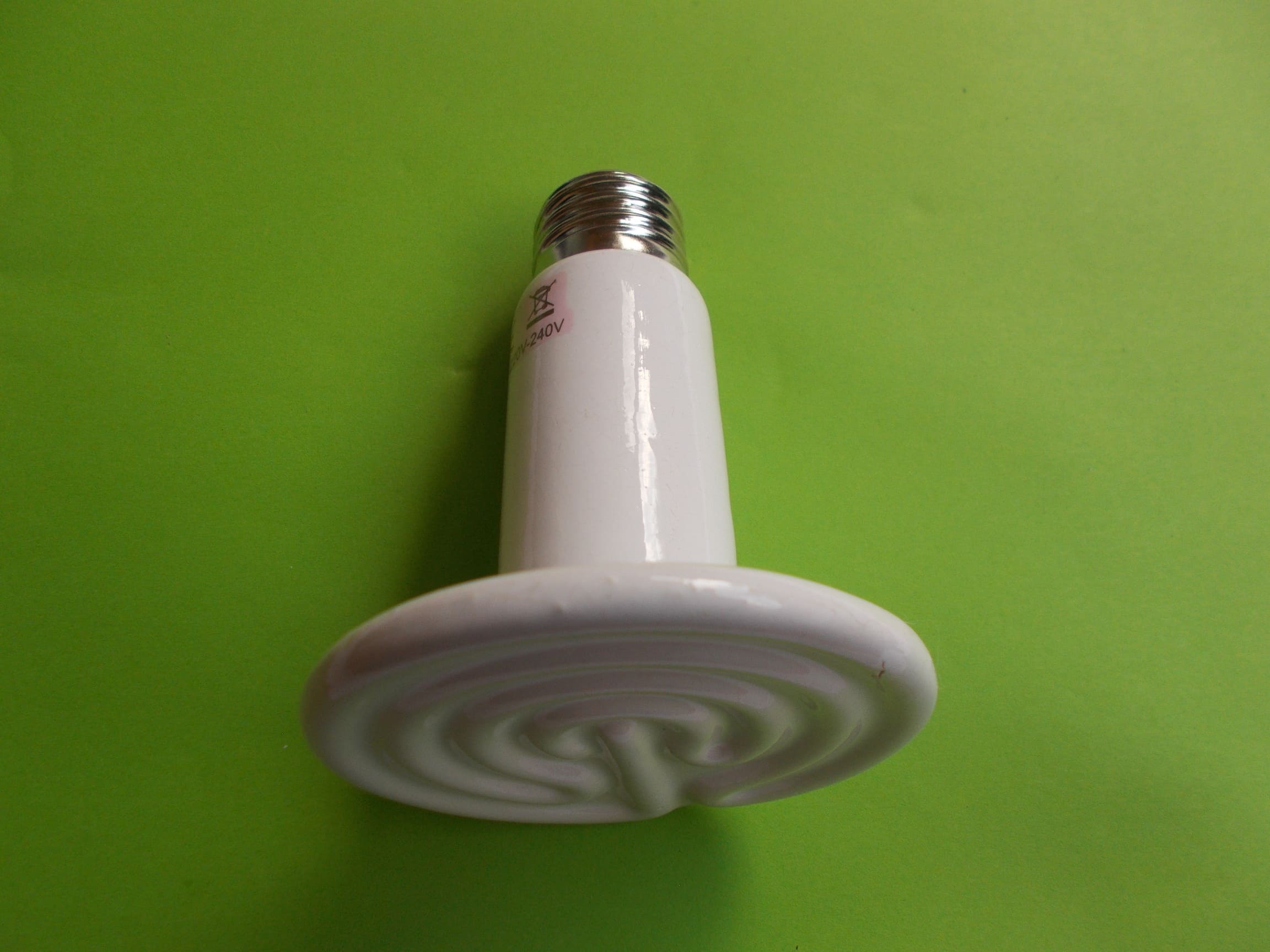 Lampe ceramique plate 100 watts 1