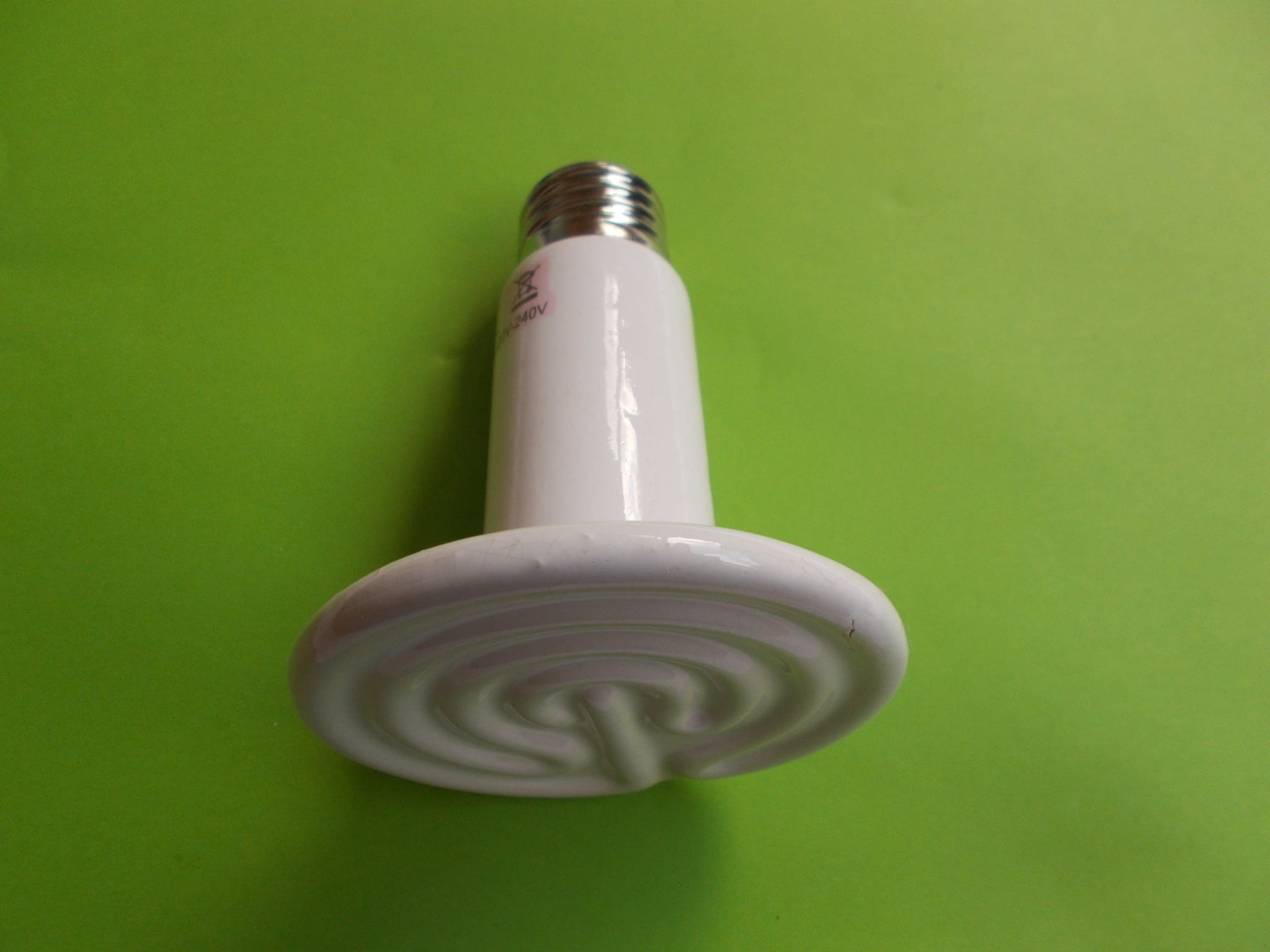 Lampe ceramique plate 150 watts 1