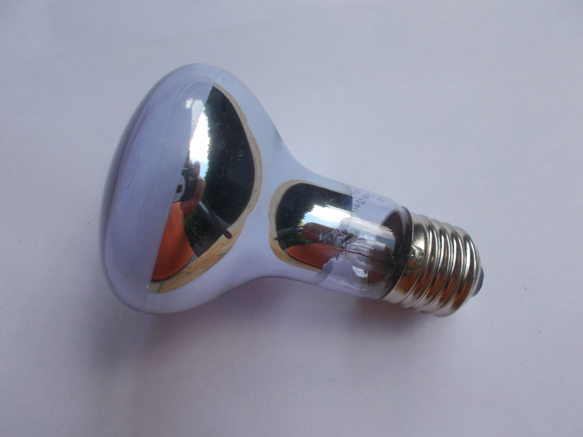 Lampe UVA-UVB Chauffante 25 Watts 3