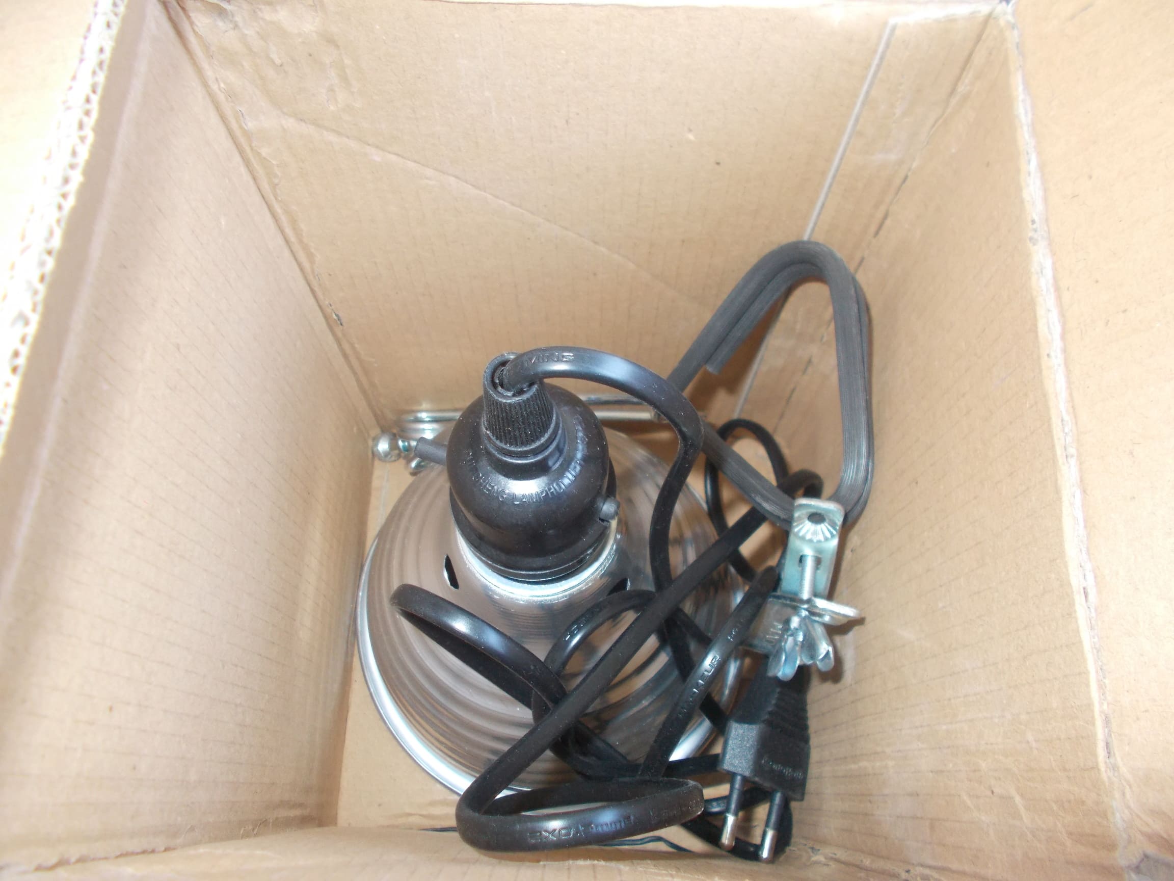 porte lampe 150 Watts 7